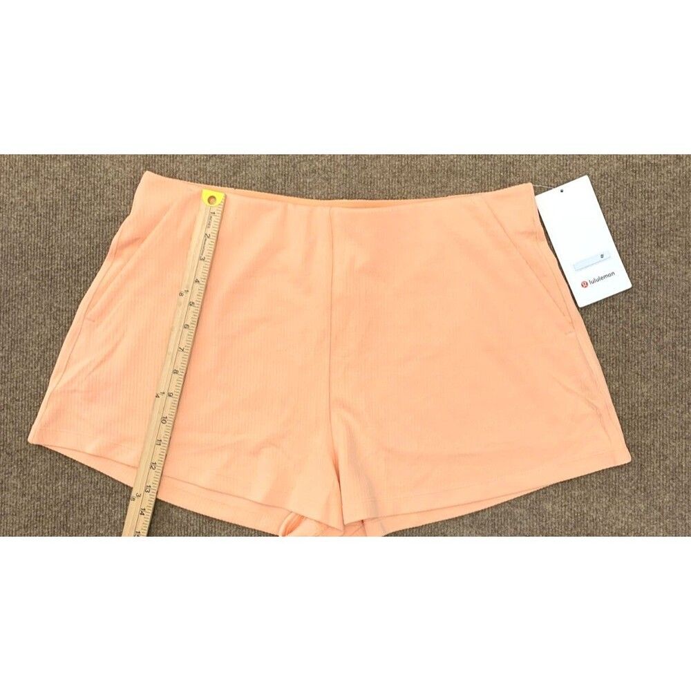 Lululemon Shorts Womens 14 XL Ribbed Softstreme High-Rise Casual Athleisure - Picture 5 of 9